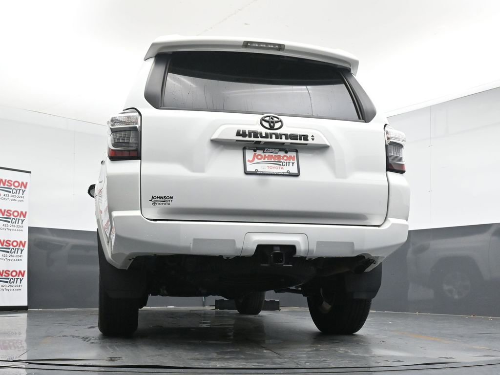 Used 2023 Toyota 4Runner SR5 Premium w/ Moonroof Package AWD/4WD image 37
