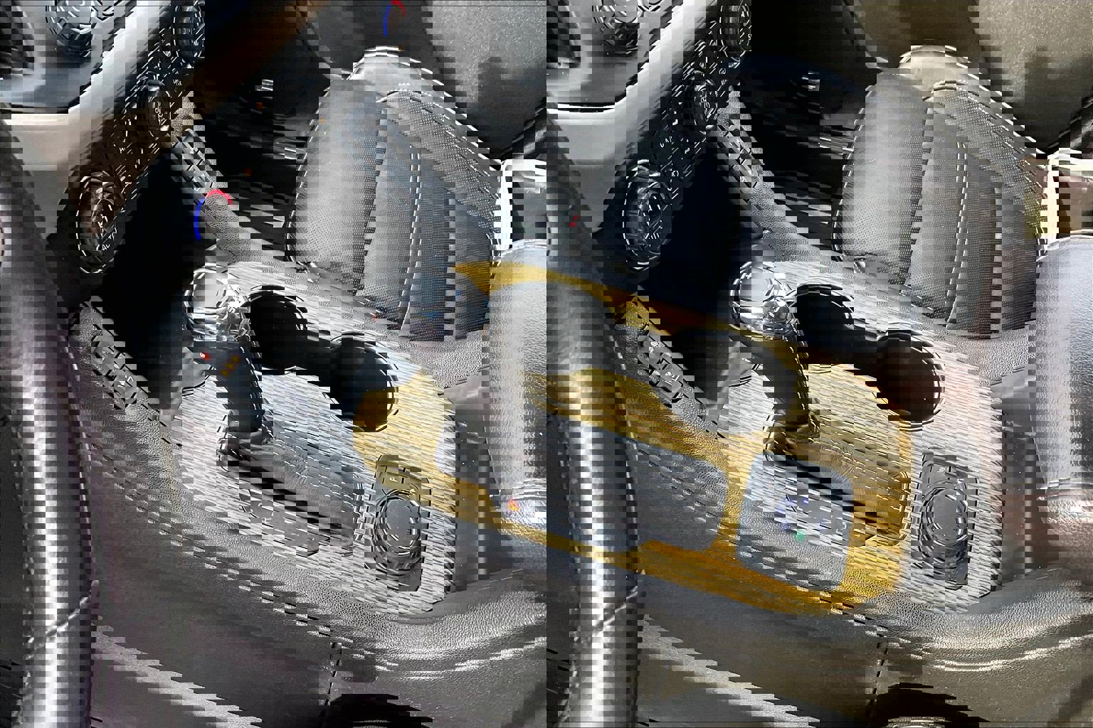 Used 2019 GMC Acadia Denali w/ Technology Package image 15