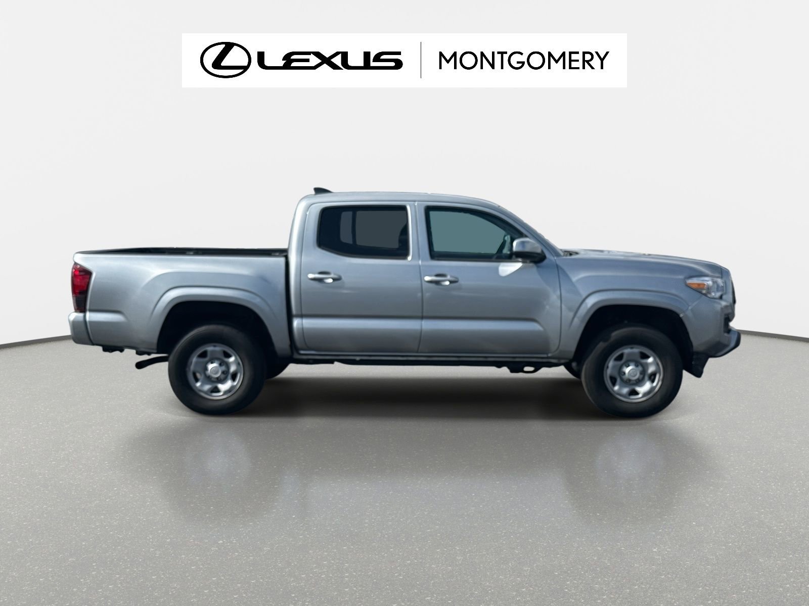 Used 2023 Toyota Tacoma SR image 2