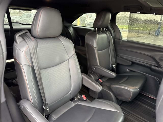 Used 2021 Toyota Sienna XSE w/ XSE Plus Package image 23