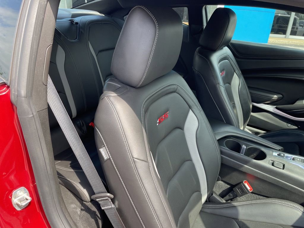 Used 2021 Chevrolet Camaro SS RWD image 25