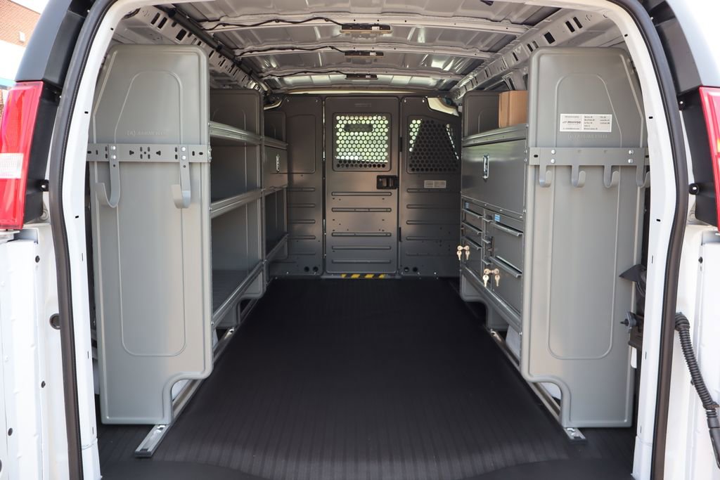 New 2025 Chevrolet Express 2500 w/ Driver Convenience Package image 30