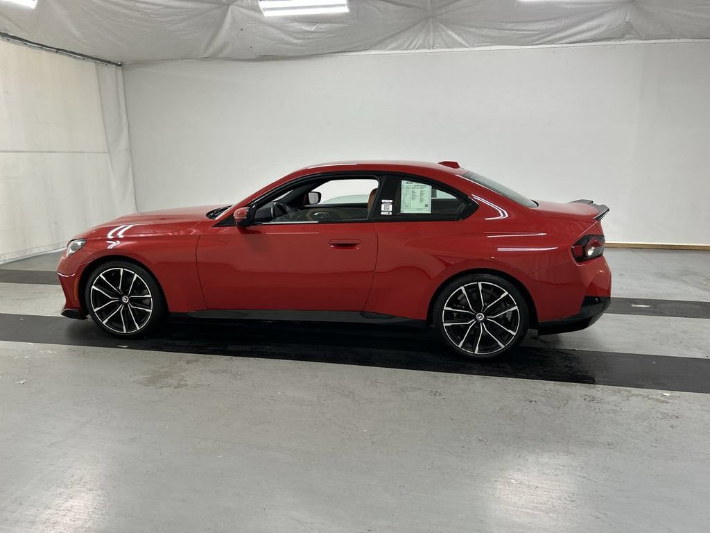 Used 2023 BMW 230i Coupe w/ M Sport Package RWD image 6
