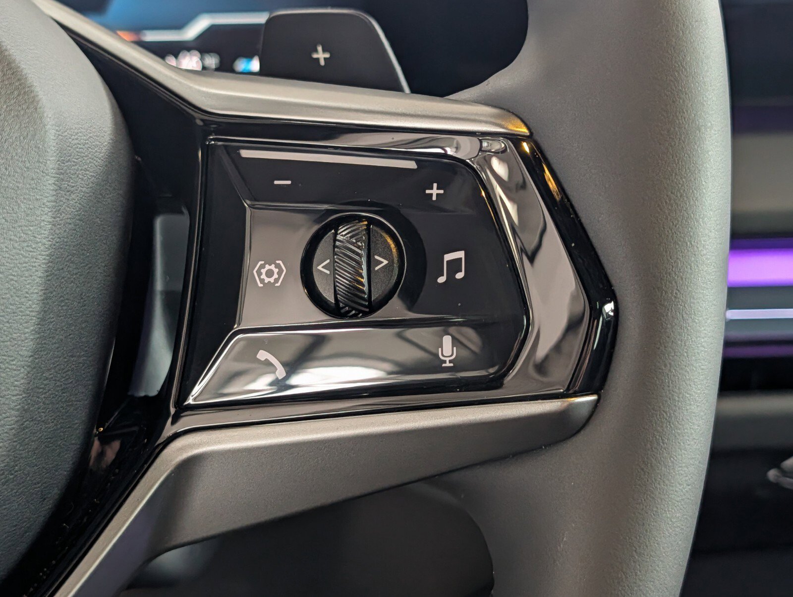 Used 2026 BMW X3 xDrive30 w/ Convenience Package image 21