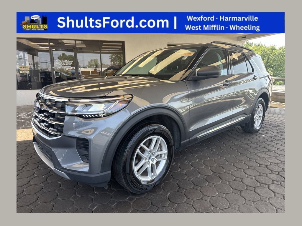 Certified 2025 Ford Explorer Active AWD/4WD image 1
