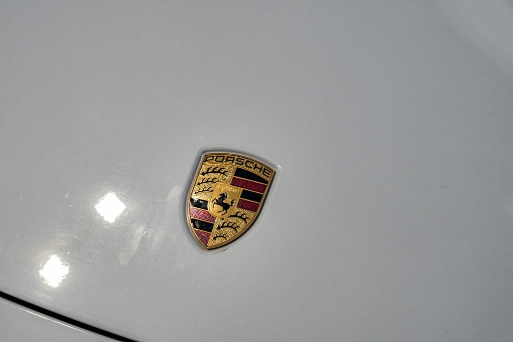 Used 2020 Porsche 911 Carrera 4S AWD/4WD image 45