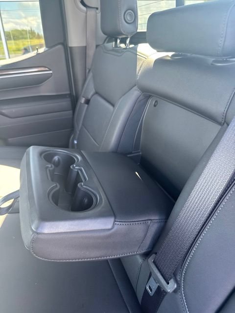 Used 2024 Chevrolet Silverado 1500 RST w/ Redline Edition AWD/4WD image 24