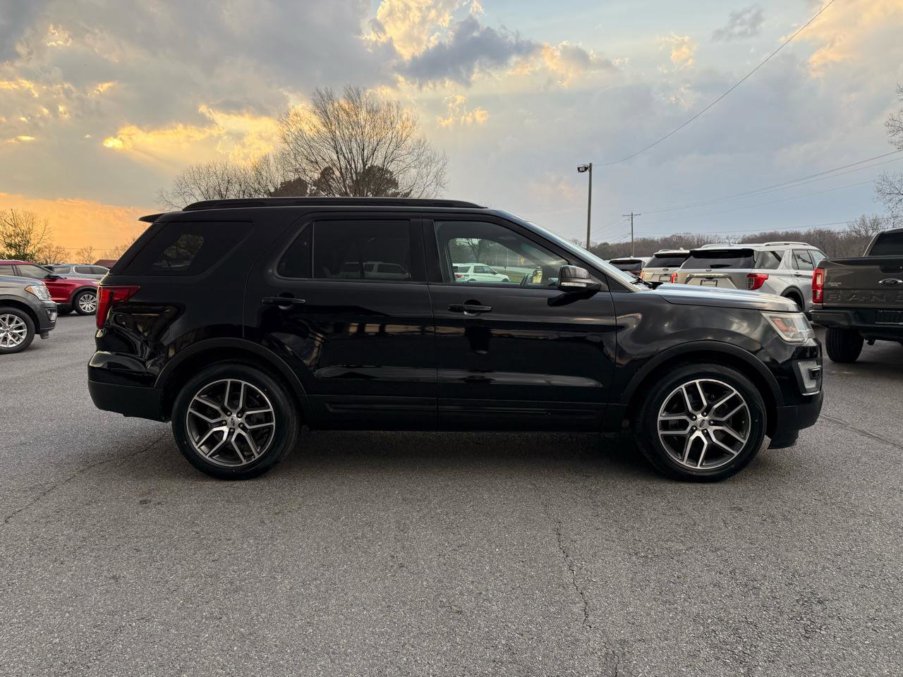 Used 2016 Ford Explorer Sport image 7