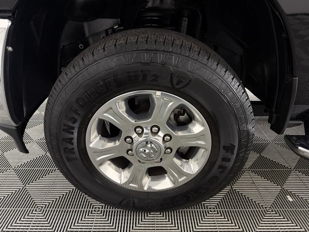 Used 2025 RAM 2500 Big Horn AWD/4WD image 11