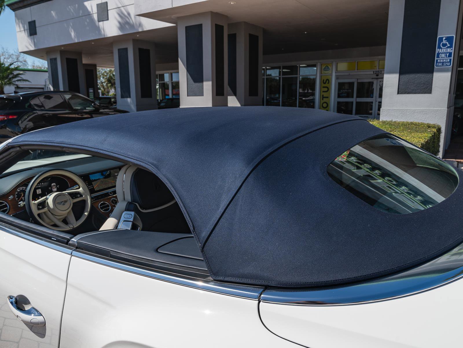 Used 2022 Bentley Continental GT image 31