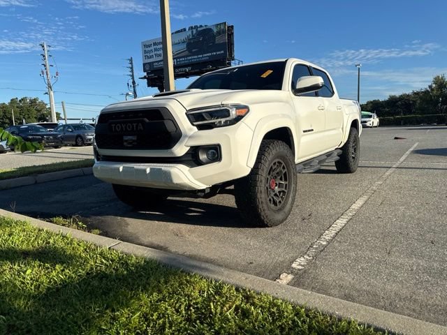 Certified 2022 Toyota Tacoma TRD Sport w/ TRD Premium Sport Package AWD/4WD image 16