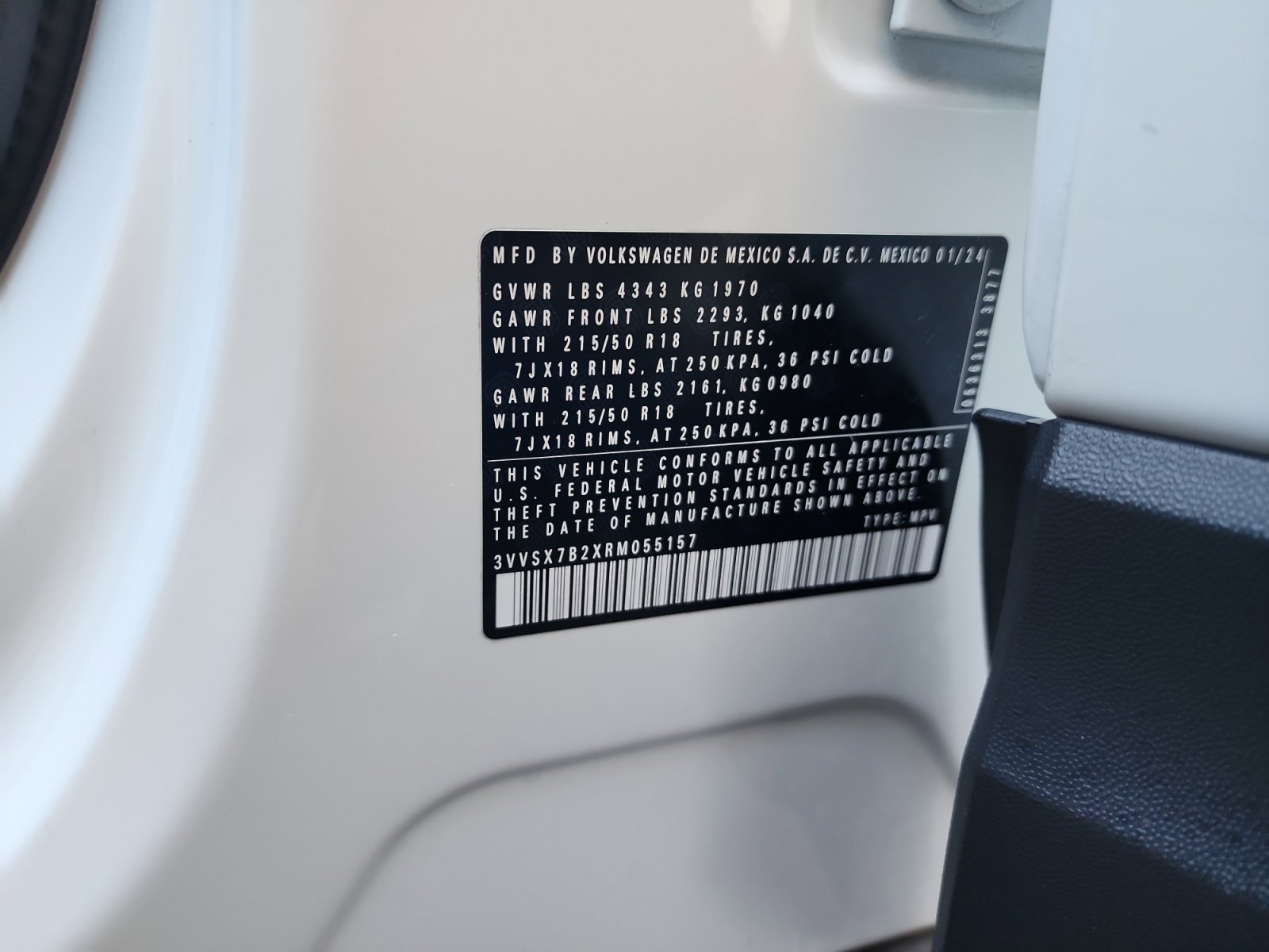 Certified 2024 Volkswagen Taos SE image 25