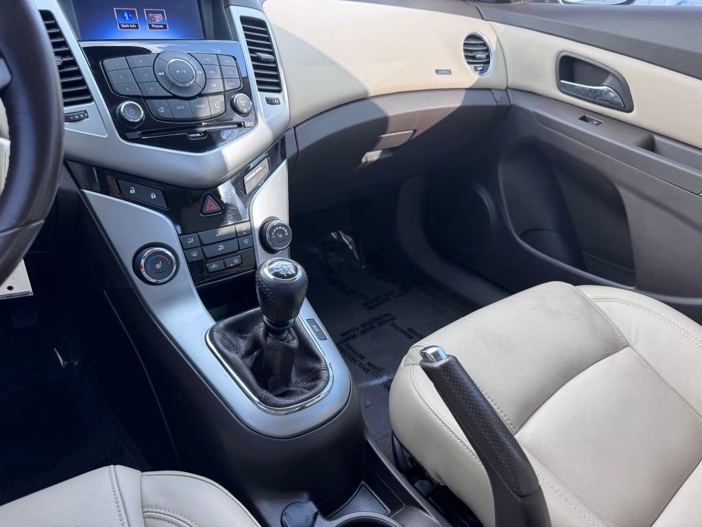 Used 2014 Chevrolet Cruze LT w/ Enhanced Safety Package FWD image 29