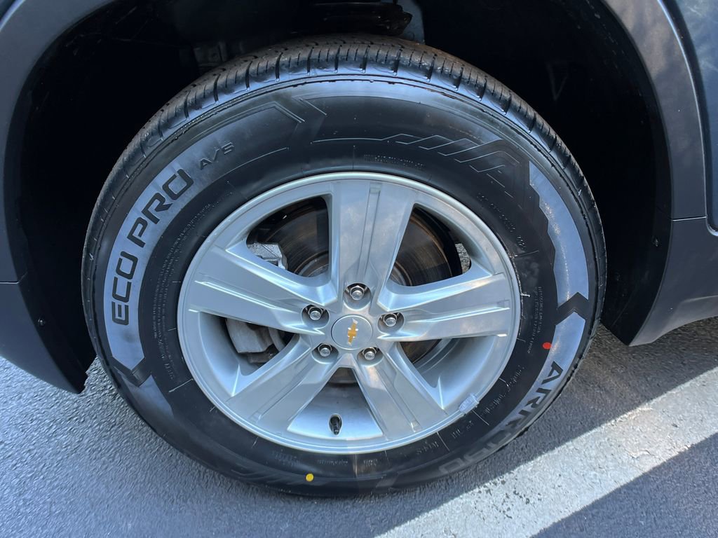 Used 2022 Chevrolet Trax LT w/ LT Convenience Package image 23