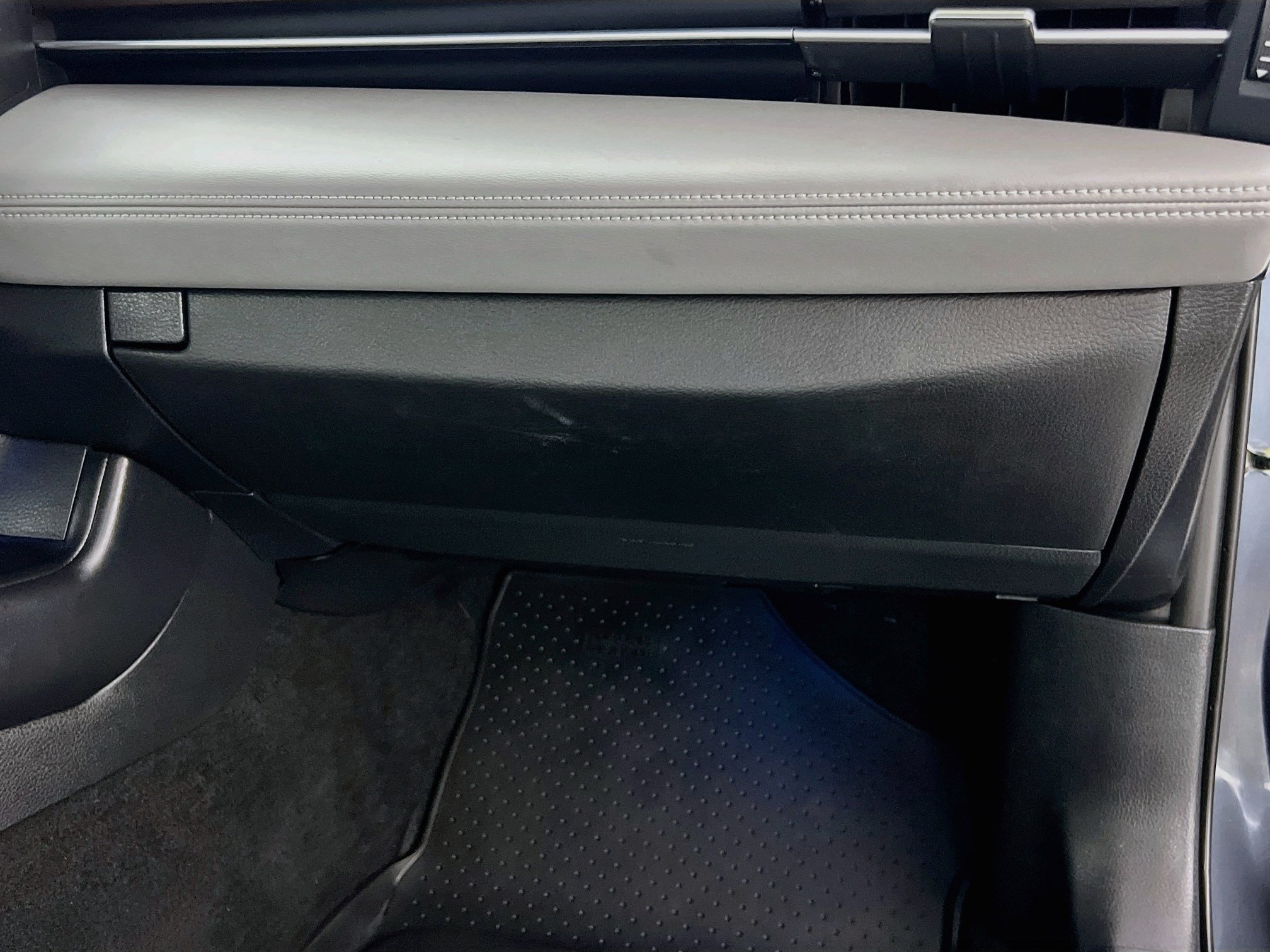 Used 2022 Toyota Avalon Limited w/ Advanced Safety Package FWD image 34