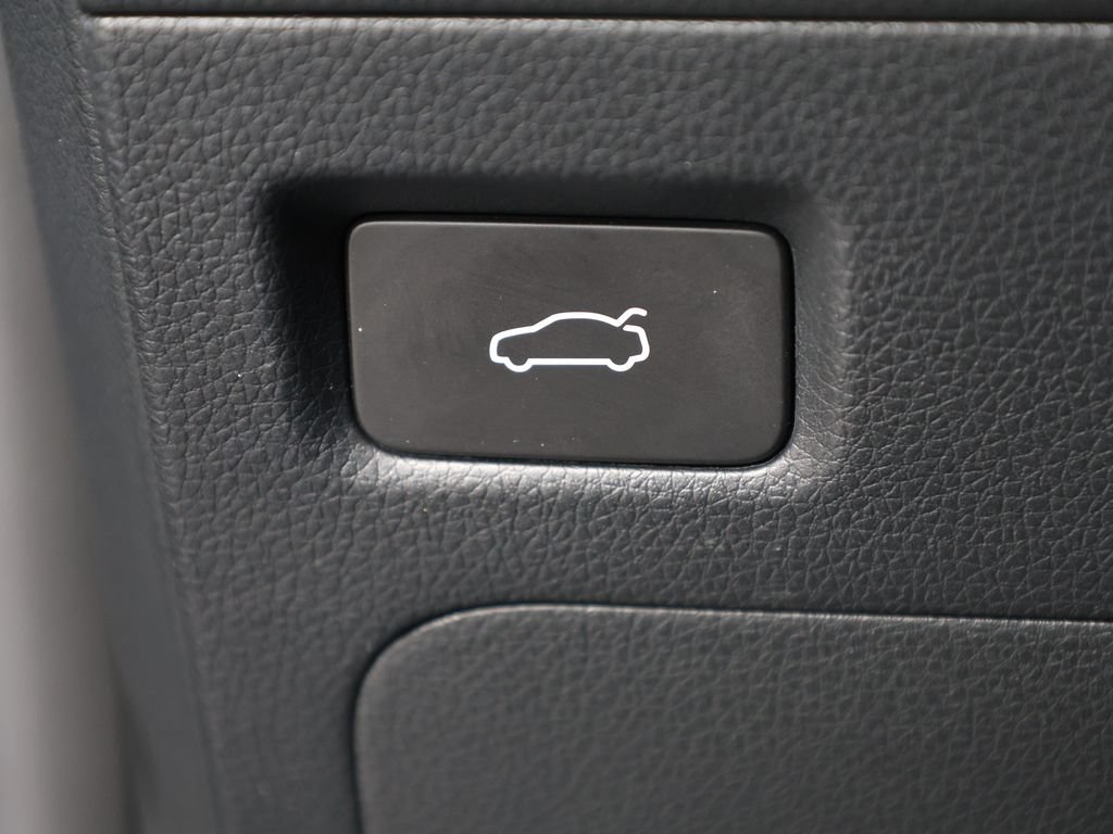 Used 2025 Kia K5 GT-Line w/ GT-Line Premium Package FWD image 34