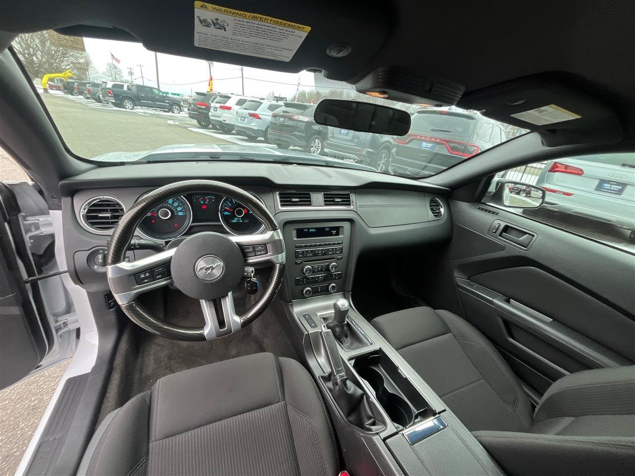 Used 2014 Ford Mustang GT RWD image 22