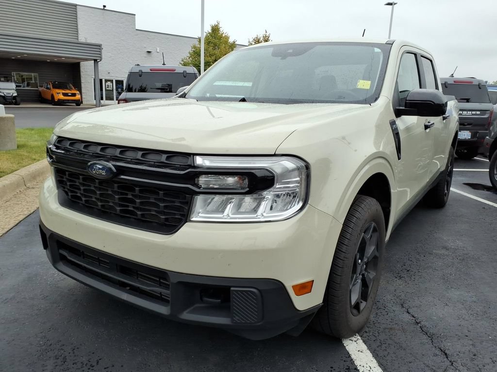 Certified 2024 Ford Maverick XLT w/ Equipment Group 300A Standard AWD/4WD image 1