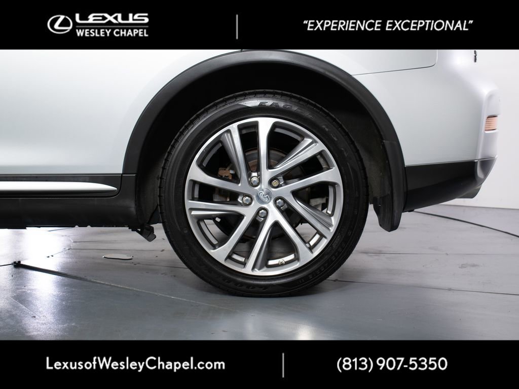 Used 2017 INFINITI QX50 AWD w/ Deluxe Touring Package image 11