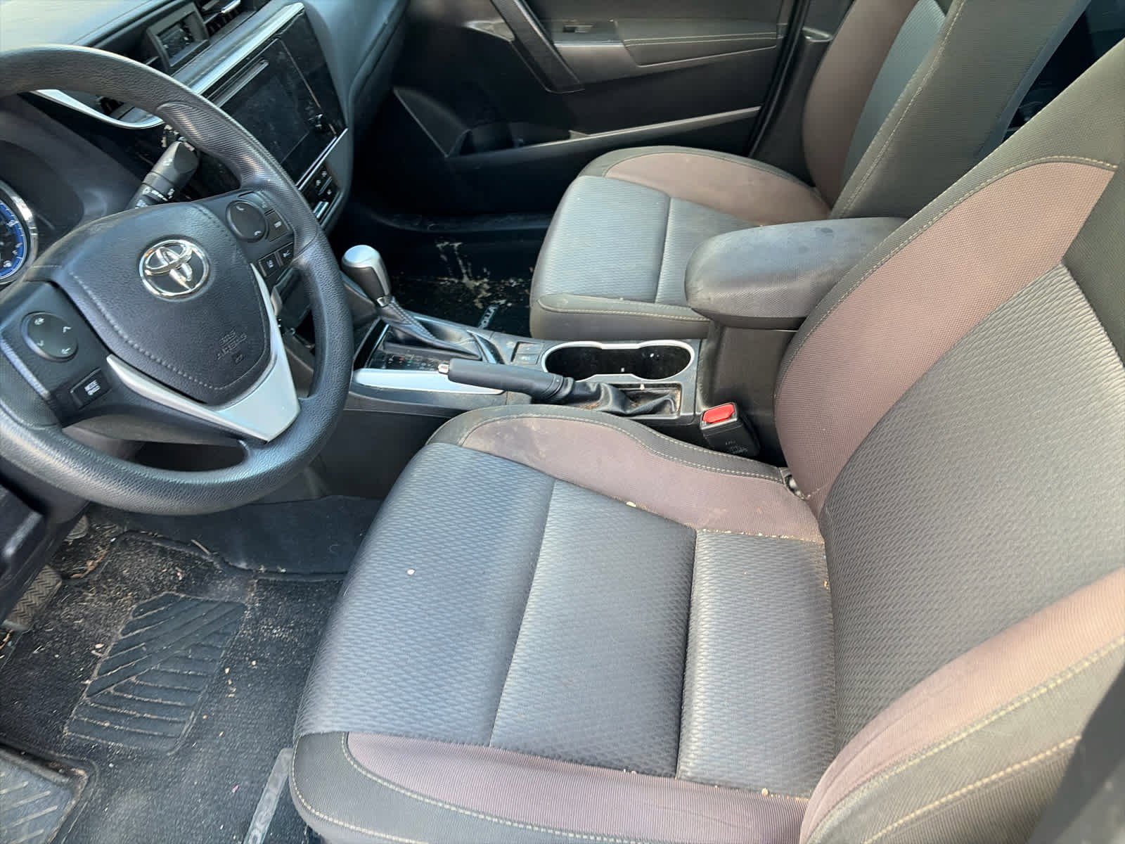 Certified 2019 Toyota Corolla LE FWD image 8