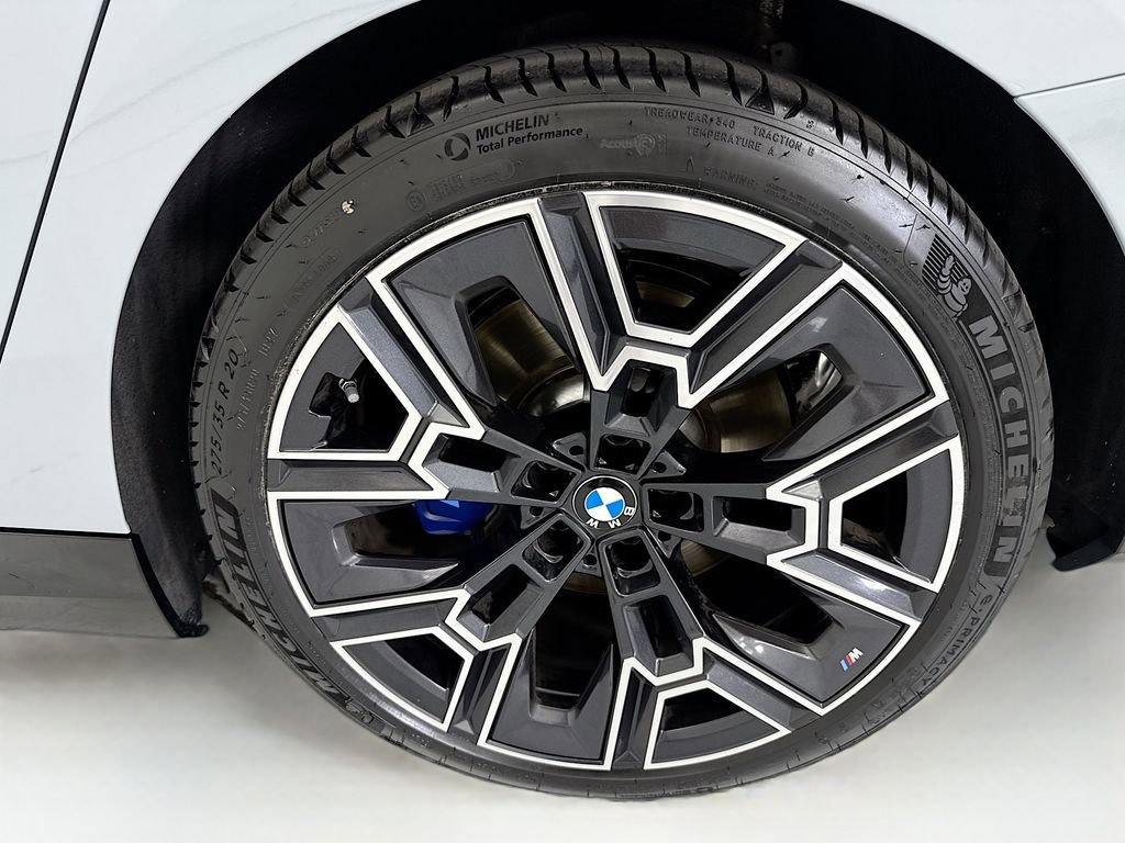 Certified 2026 BMW i5 eDrive40 w/ M Sport Package image 30
