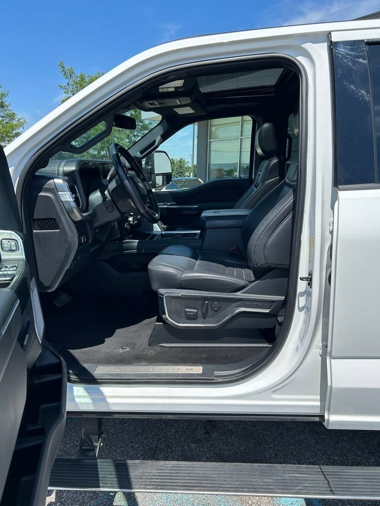 Used 2025 Ford F250 Platinum AWD/4WD image 12