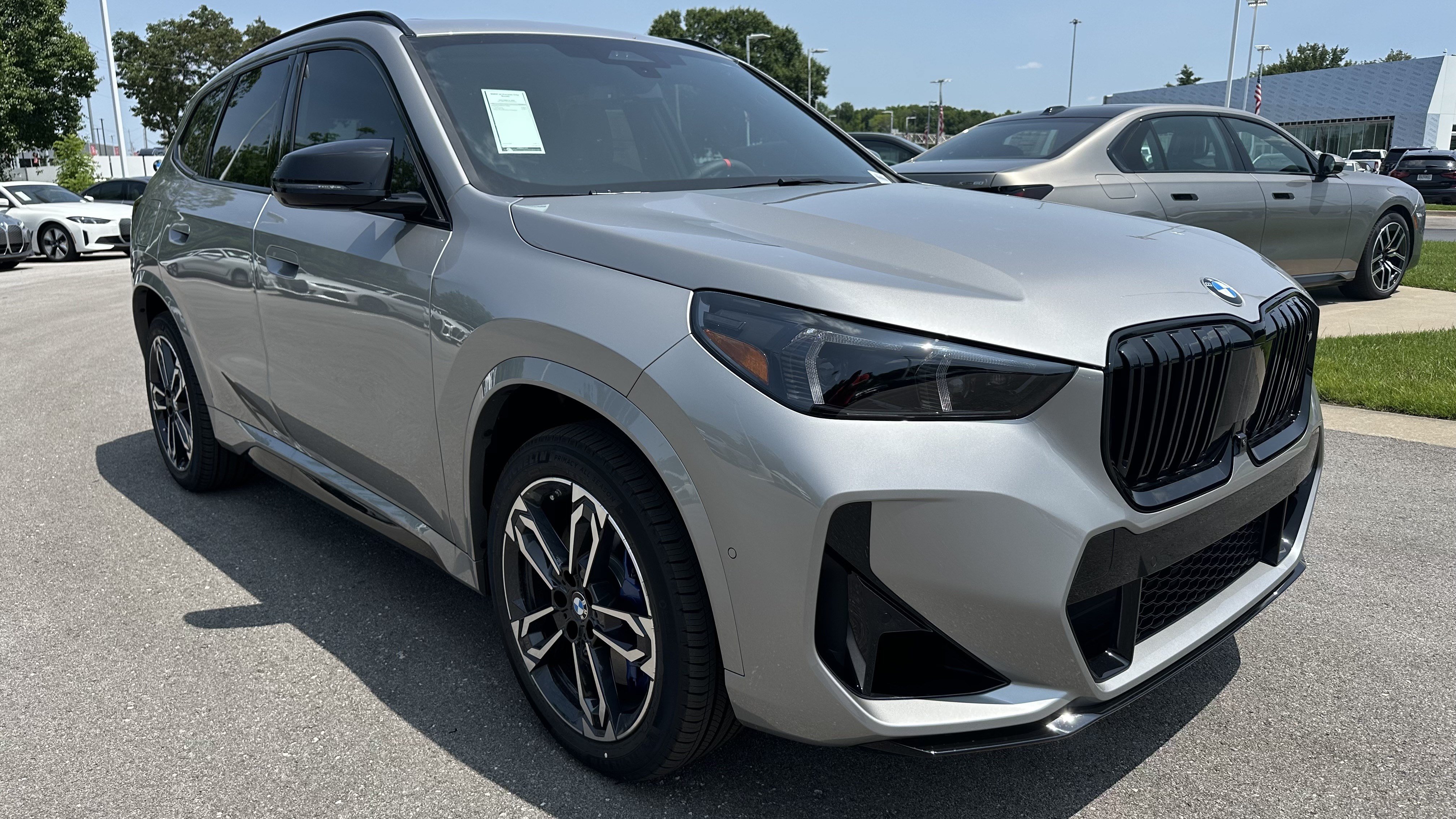 Used 2025 BMW X1 M35i w/ Premium Package AWD/4WD image 2