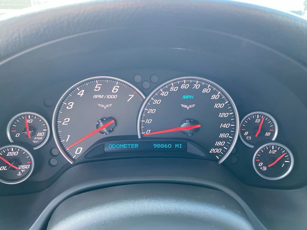 Used 2005 Chevrolet Corvette Coupe w/ Preferred Equipment Group image 16