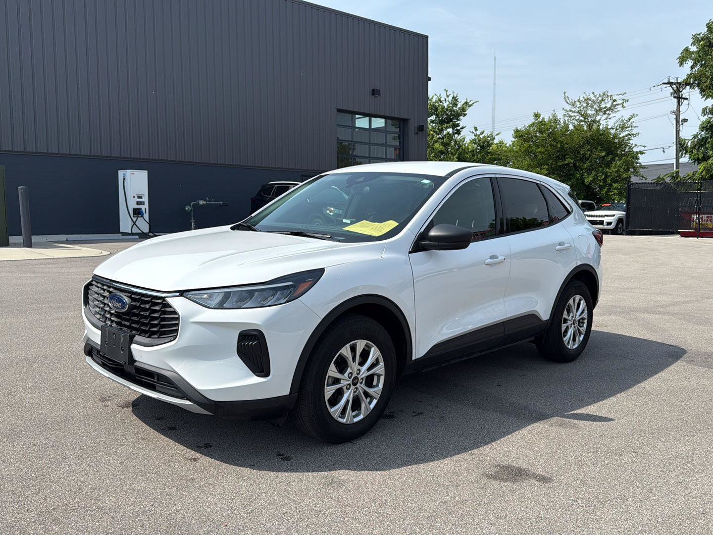Used 2023 Ford Escape Active AWD/4WD image 7