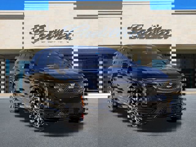 New 2026 Cadillac Optiq V image 2