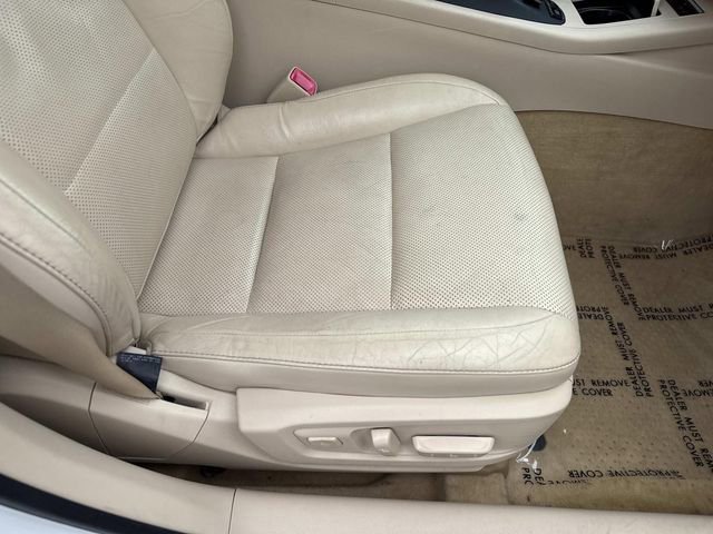 Used 2013 Lexus ES 300h w/ Luxury Pkg image 10