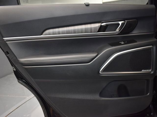 Used 2025 Kia Telluride SX w/ SX Captain's Chair Package image 16