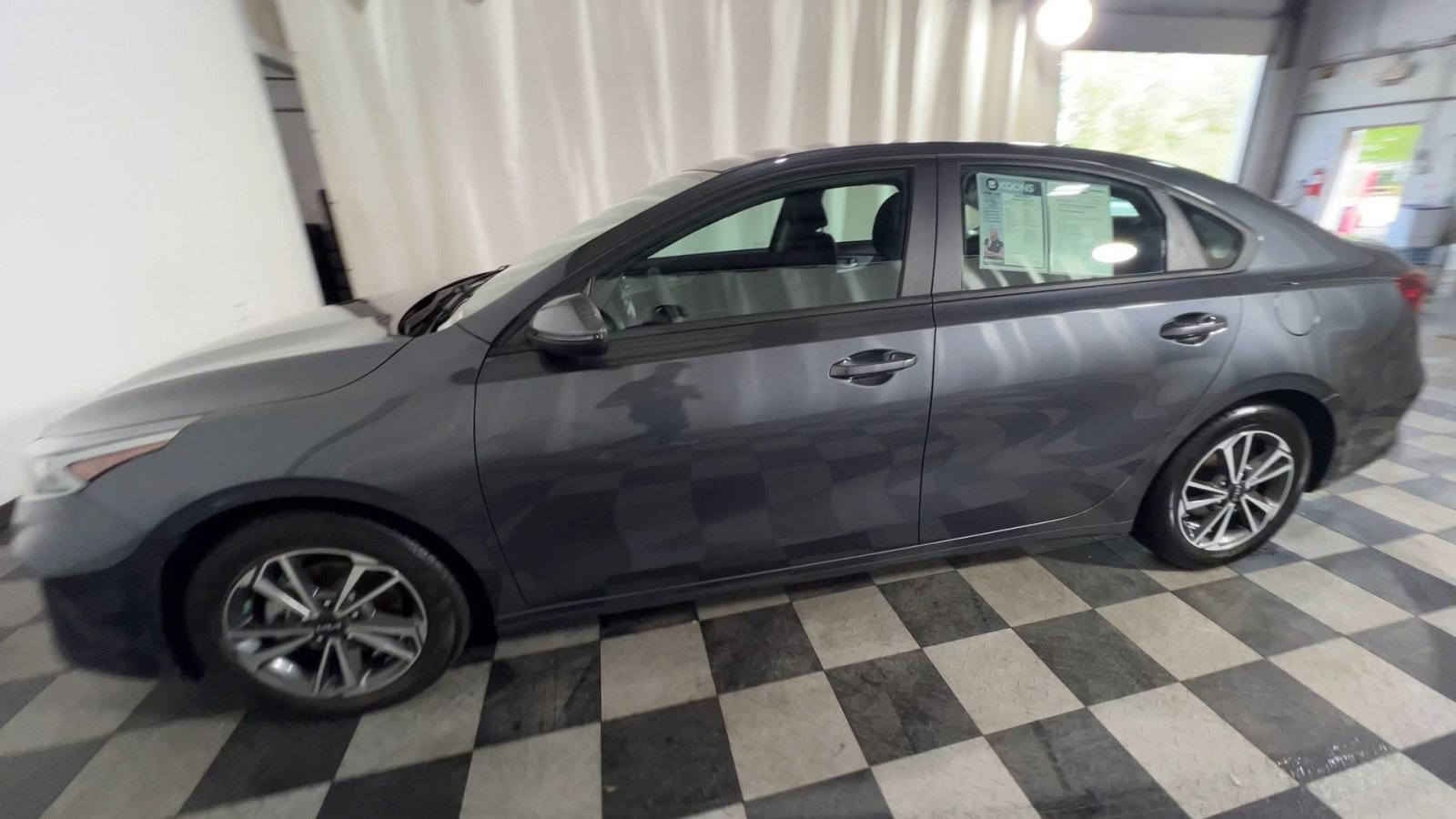 Used 2023 Kia Forte LXS w/ LXS Technology Package FWD image 7