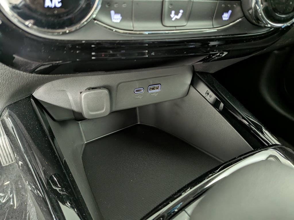 New 2025 Chevrolet Trax ACTIV w/ Driver Confidence Package image 23