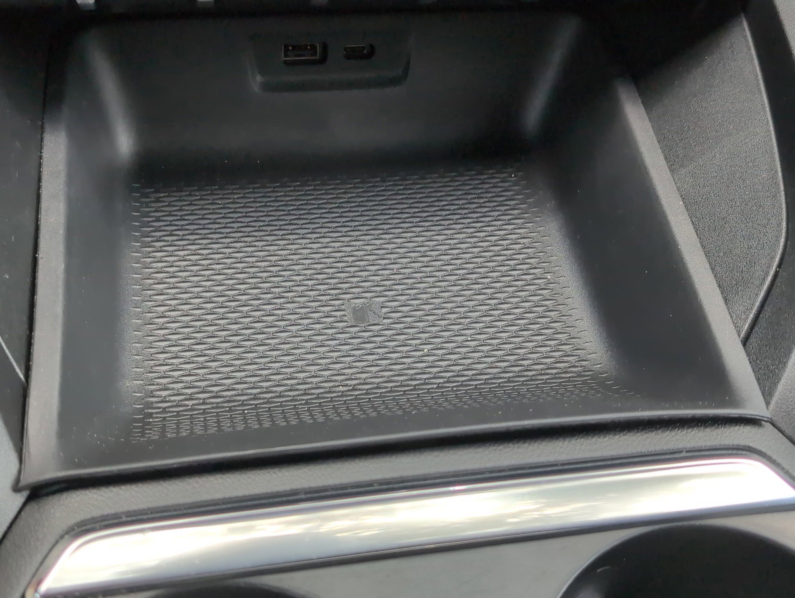 Used 2025 GMC Terrain Elevation image 16