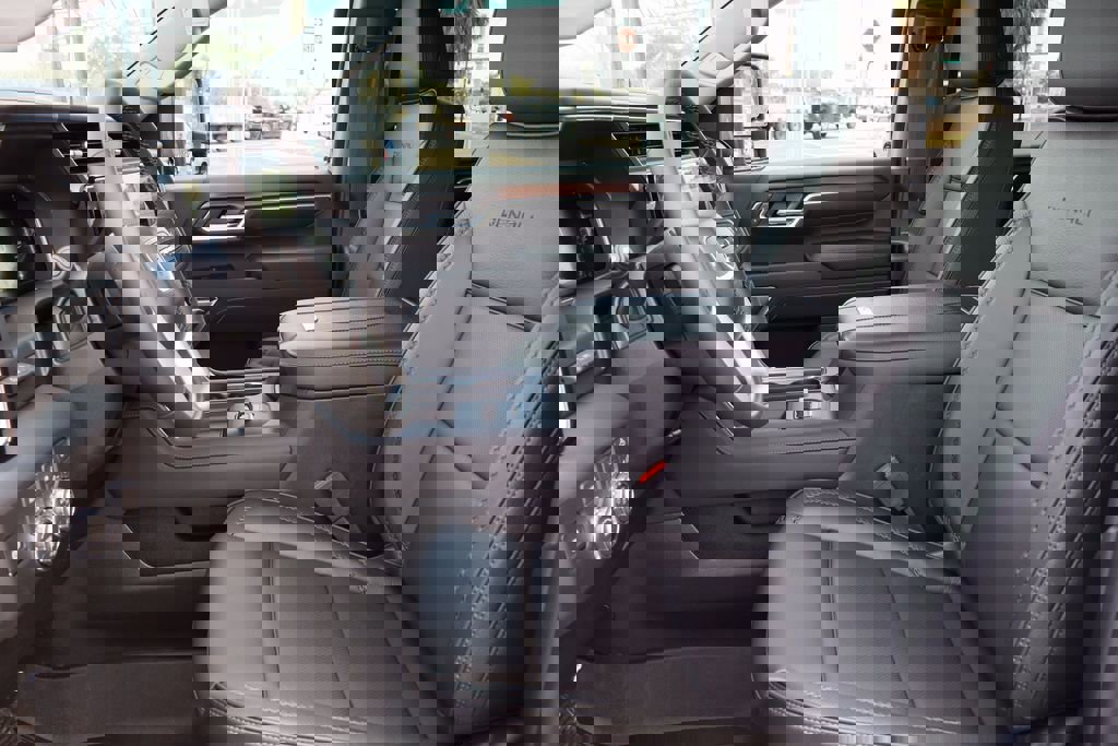 New 2026 GMC Sierra 2500 Denali w/ Denali Reserve Package image 18