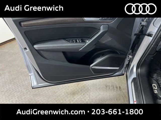 Used 2023 Audi Q5 2.0T Premium Plus w/ Premium Plus Package AWD/4WD image 21