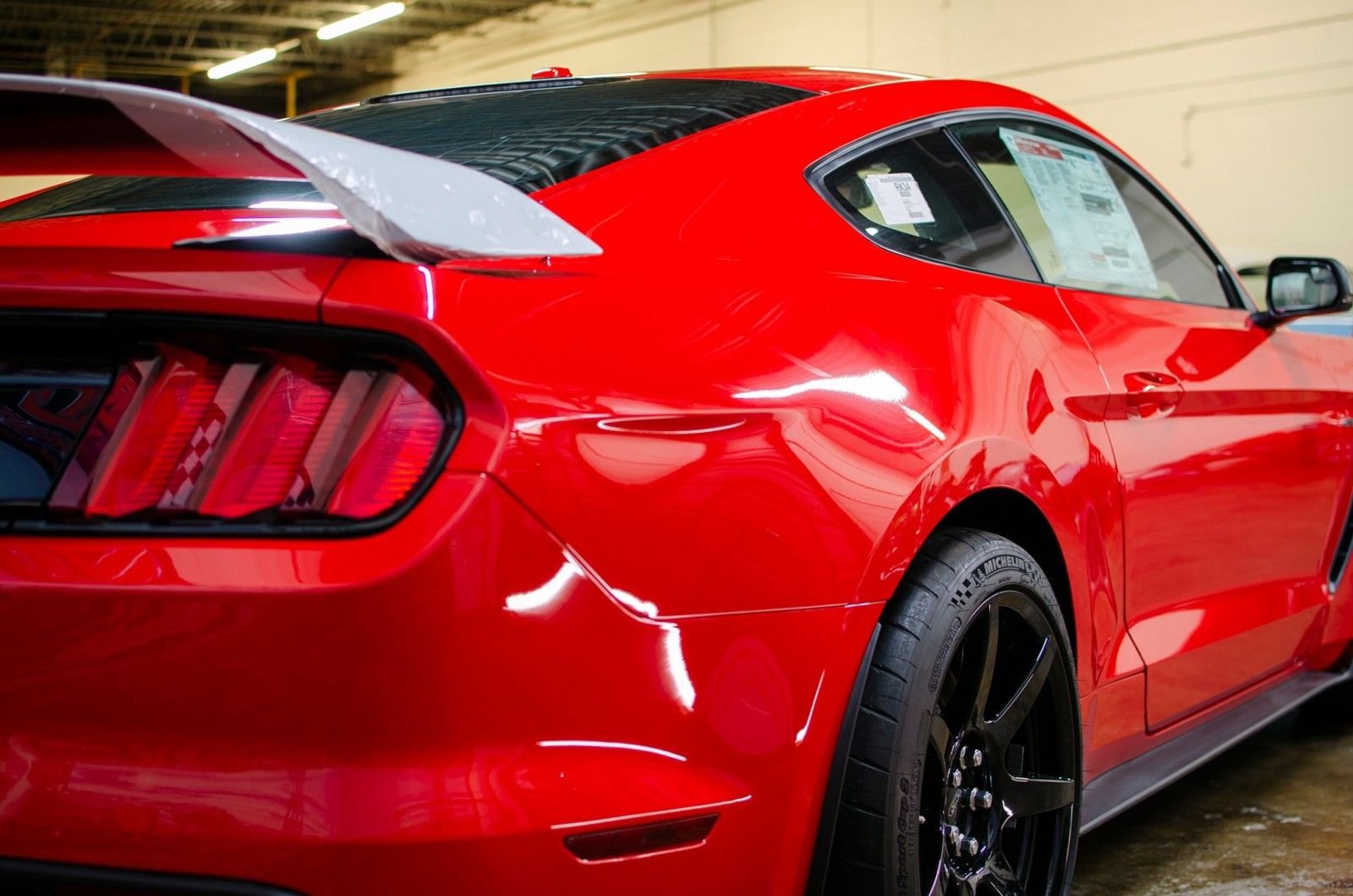 Used 2016 Ford Mustang Shelby GT350R w/ GT350R Equipment Group 920A image 9