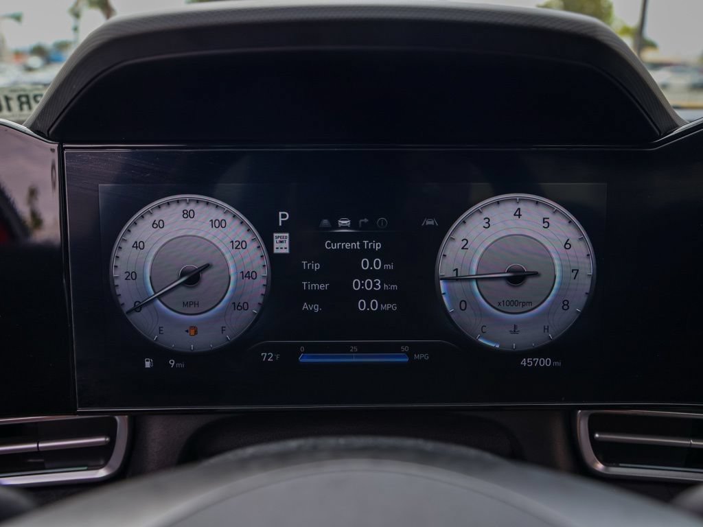 Used 2024 Hyundai Elantra SEL FWD image 27