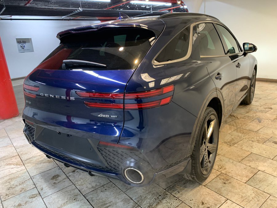 Used 2023 Genesis GV70 3.5T Sport w/ Sport Prestige Package AWD/4WD image 9