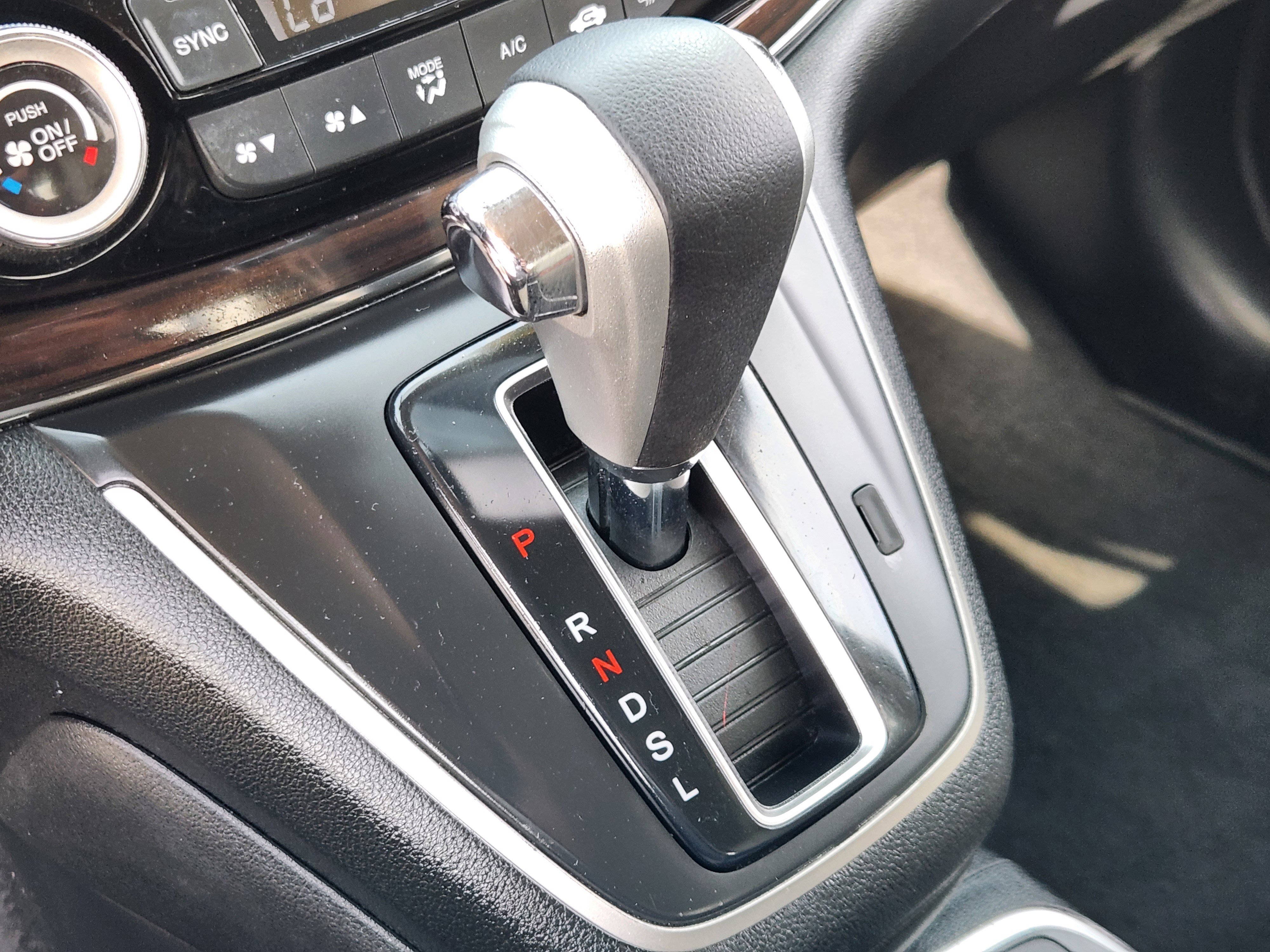 Used 2015 Honda CR-V EX-L image 13