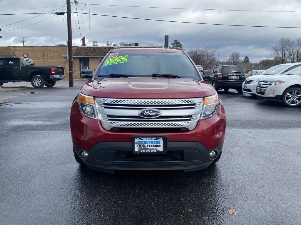 Used 2015 Ford Explorer XLT w/ Equipment Group 202A image 2