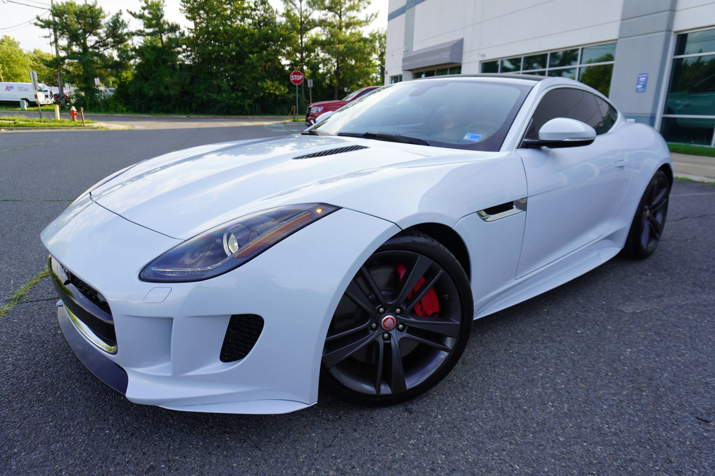 Used 2017 Jaguar F-TYPE S British Design Edition RWD image 3