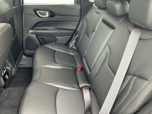New 2026 Jeep Compass Latitude AWD/4WD image 22