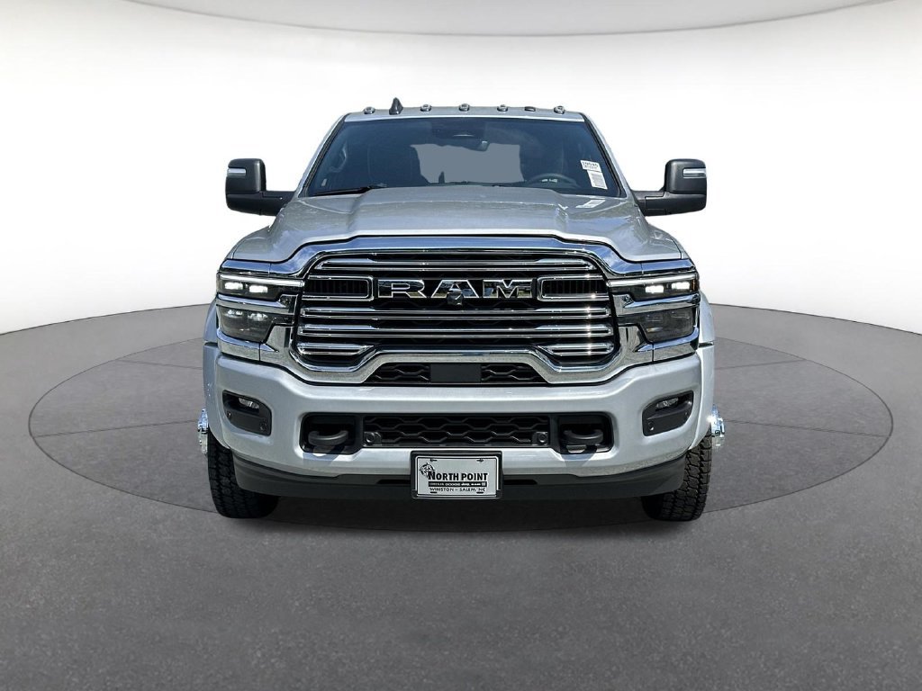 New 2027 RAM 4500 4x4 Crew Cab DRW w/ Laramie Trim Package image 6