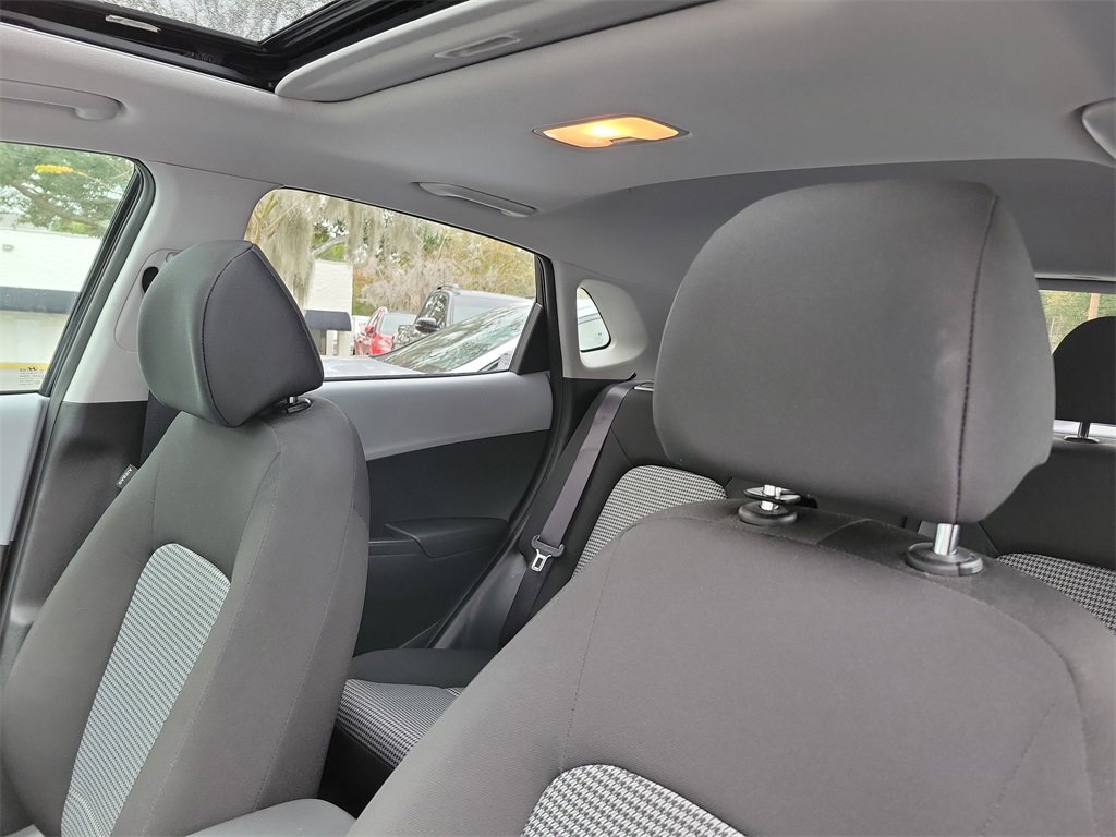 Used 2018 Hyundai Kona SEL image 26