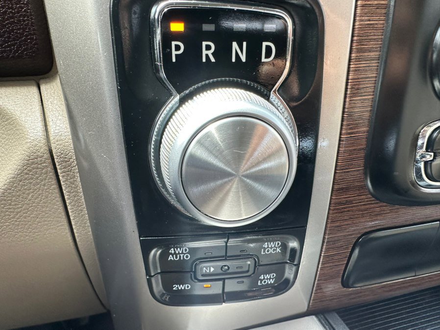 Used 2018 RAM 1500 Laramie w/ Convenience Group AWD/4WD image 26