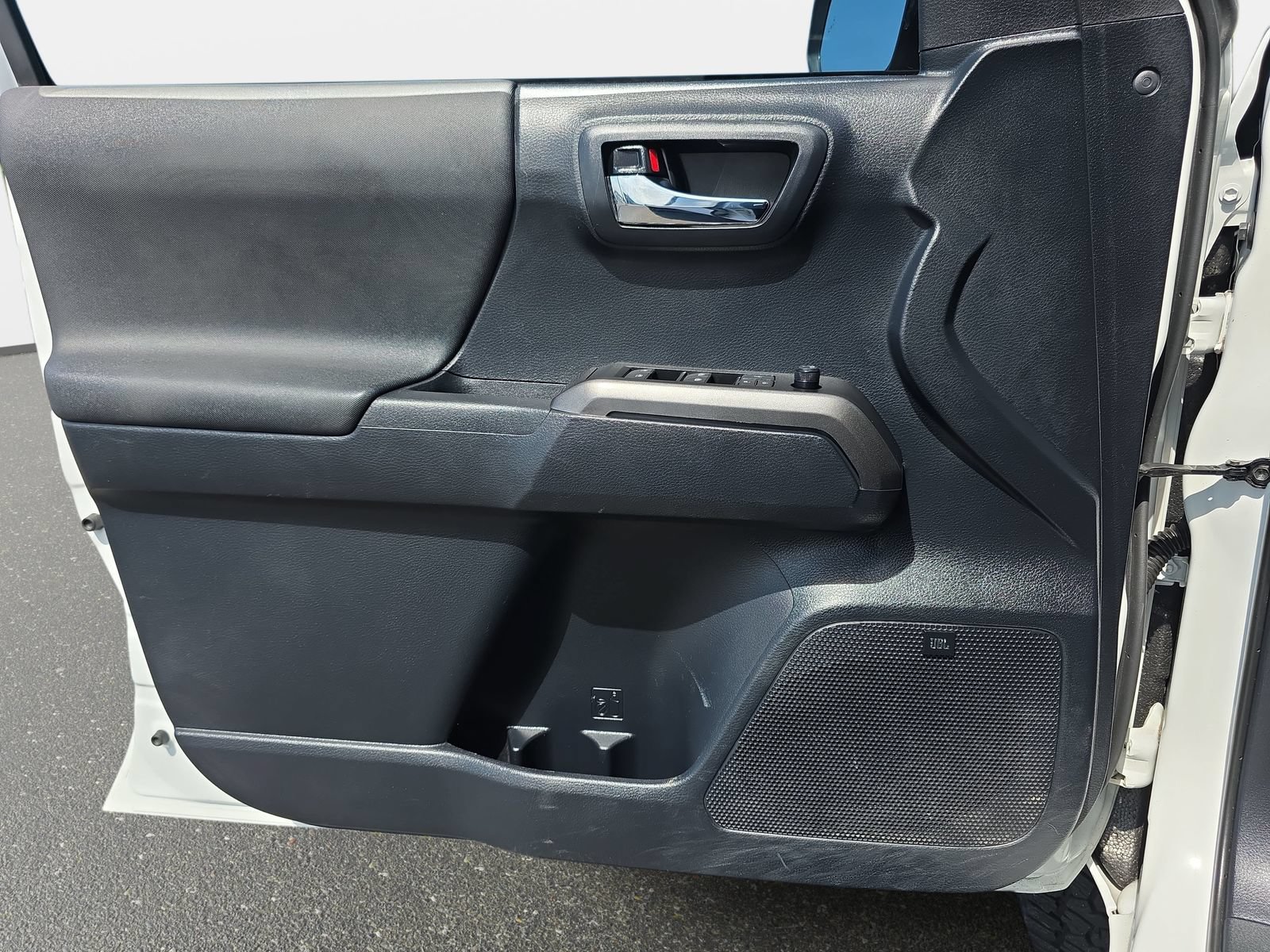 Used 2019 Toyota Tacoma TRD Pro AWD/4WD image 27