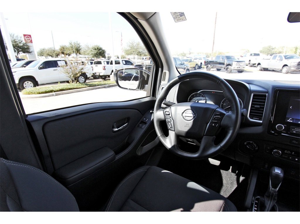 Certified 2024 Nissan Frontier SV w/ SV Convenience Package image 6