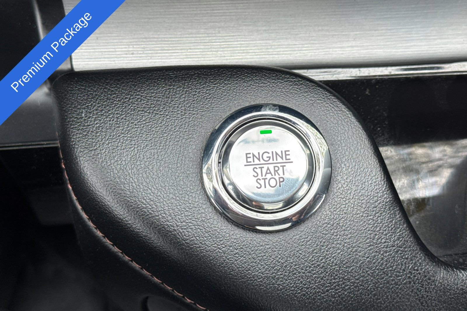 Used 2023 Lincoln Aviator w/ Premium Package image 24